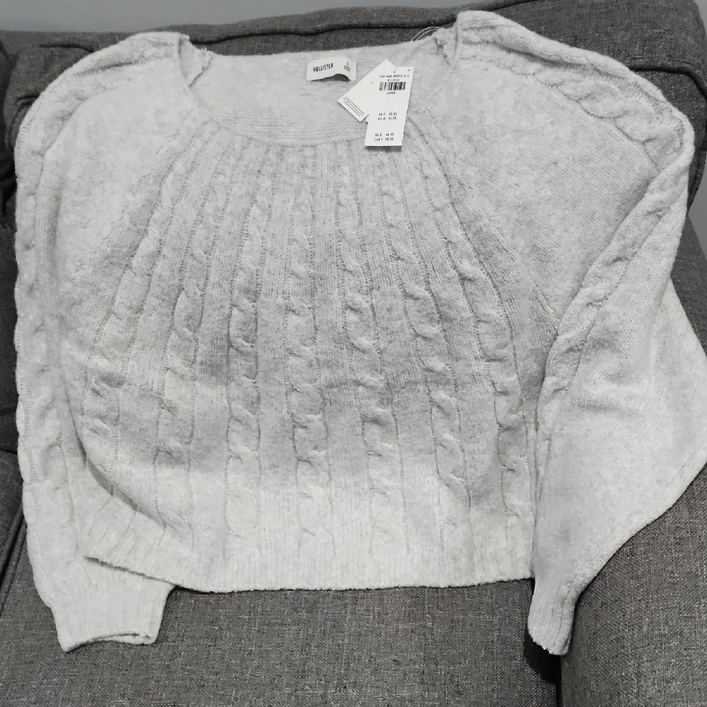 Hollister Gray Cable Knit Sweater